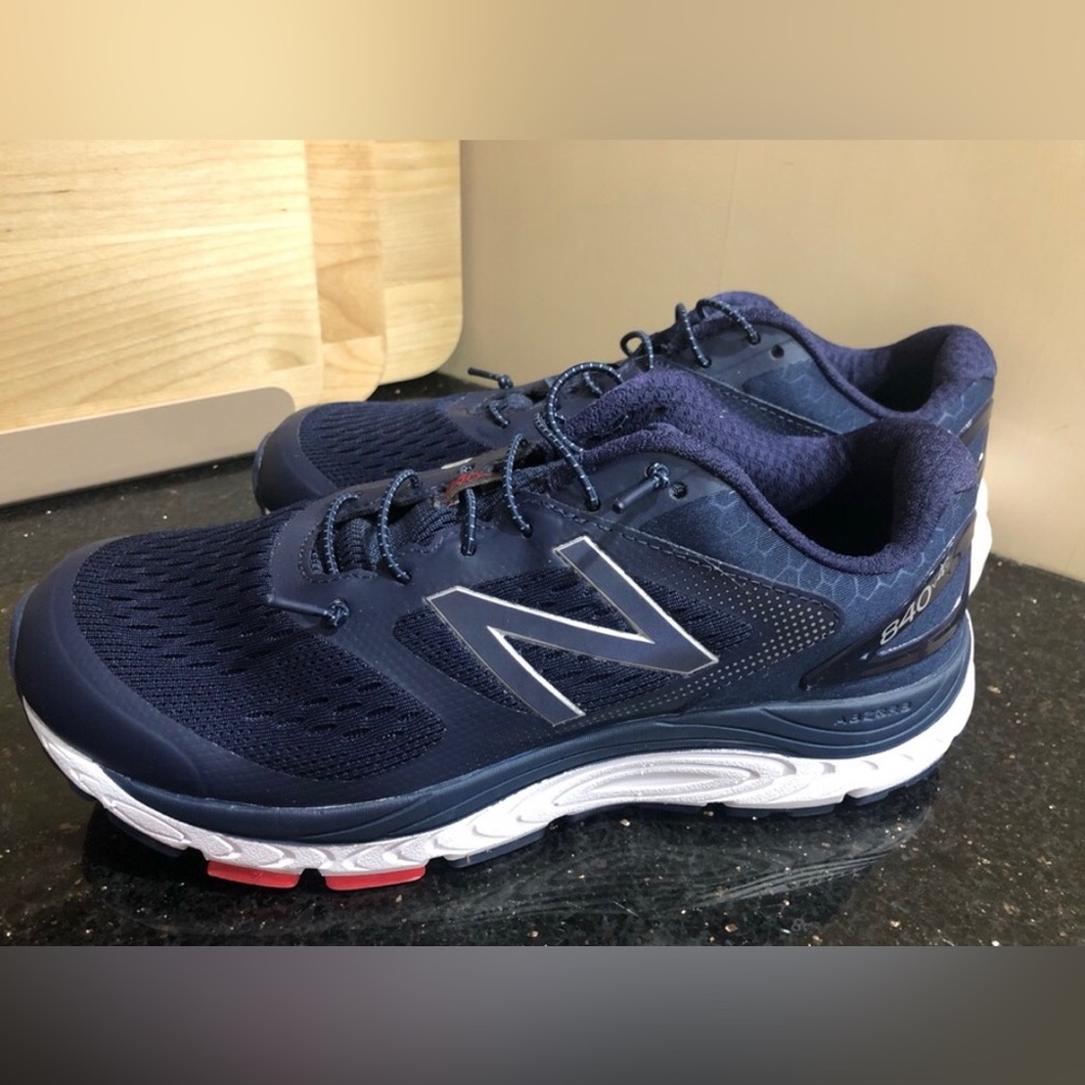 New Balance Men's Dark Blue Athletic Shoes Sz 7.5